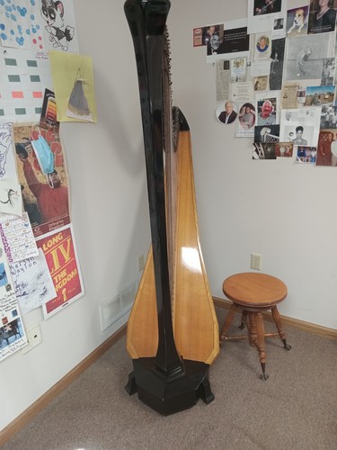 1955 wooden concert - concert, grand